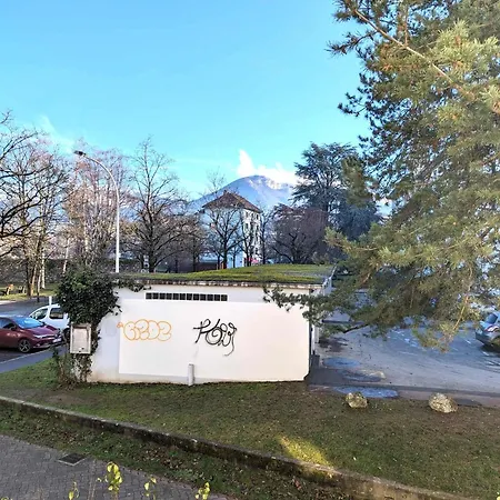 & Merci - Parking Et Proche Du * Annecy